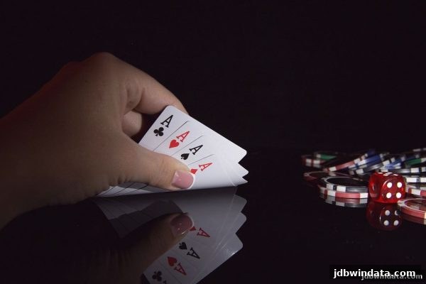 jdb电子超级大奖深度攻略：牛牛玩法线上社交对抗全解析