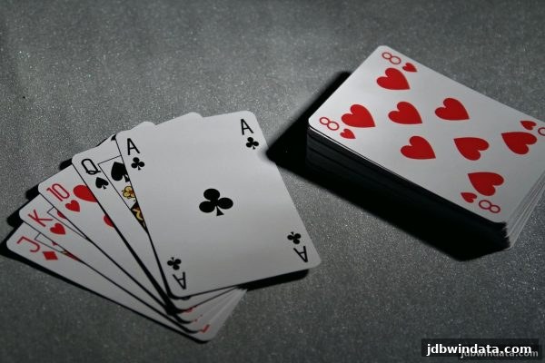 jdb电子超级大奖带你玩转牛牛游戏：从基础到进阶的全攻略