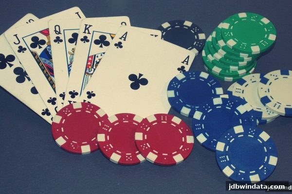 牌九入门指南：从牌具认知到赢牌策略，jdb电子超级大奖助你快速上手