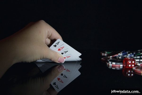 水果机赔率深度解析与jdb电子超级大奖玩法全攻略